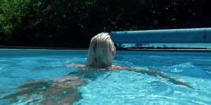 Beautiful Blonde Zazie Skymm Swims Nude Porn Videos