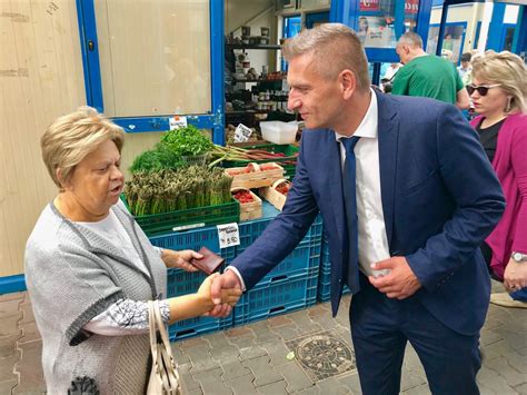 Bartosz Arlukowicz on Twitter A teraz już na szczecińskich ryneczkach