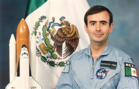 Hace A Os Rodolfo Neri Vela Viaj Al Espacio Gaceta Unam