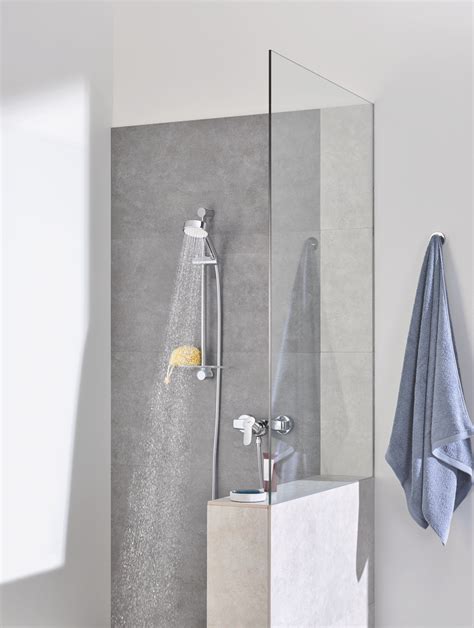 Tempesta Cosmopolitan Hand Showers Shower Sets For Your Shower