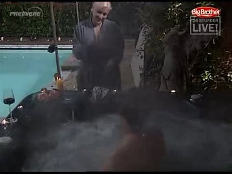 SEXTVX Fuck In The Jacuzzi XVIDEOS