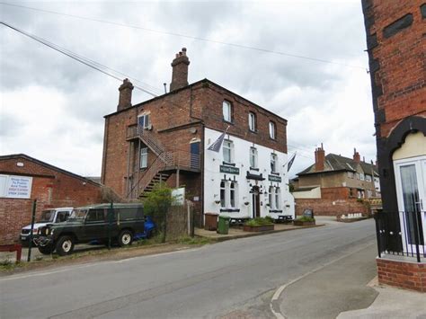 The Calder Vale Hotel Kevin Waterhouse Cc By Sa Geograph