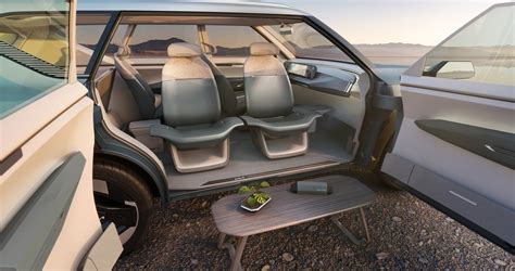 Kia Ev5 Electric Suv Concept Taps Solar Panels Swivel Seats