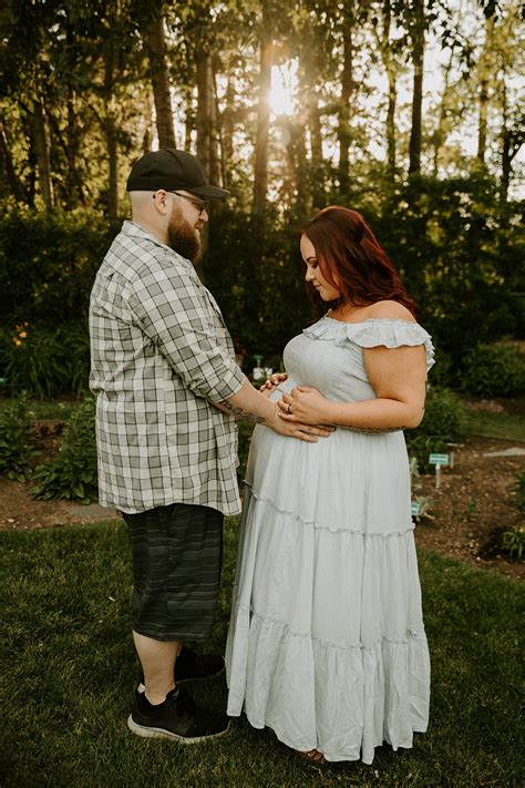 St Albert Botanic Park Maternity Session Teller Of Tales