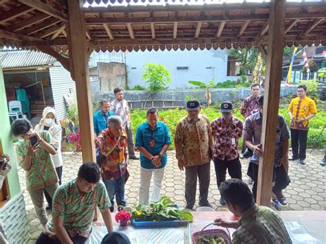 Cek Kondisi Lapangan Di Banyumas Begini Tanggapan Tim Juri Lomba Hari