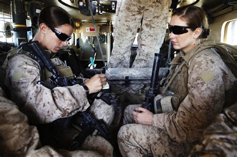 Women In The U S Military Photos Images Gallery 34964