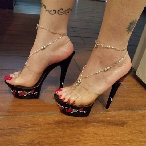 Pin By Harlemvseveryone On T Heels Fashion High Heels Hot High Heels