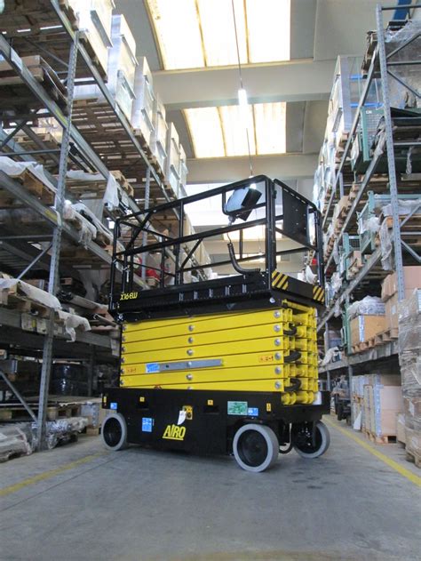 X16 EW Compact Electric Scissorlifts AIRO