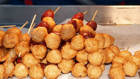 Fried Chinese Fish Balls Meat Fish Tasty Skewer Snack Stick Png