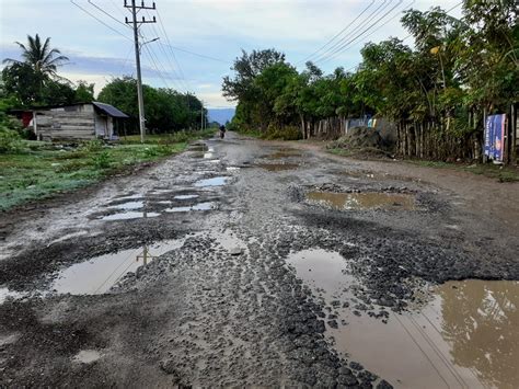 Jalan Alternatif Aceh Besar Banda Aceh Rusak Parah Tagar