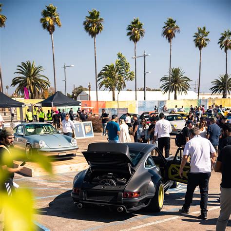 Naples Porsche 911 Dls By Singer Has Visible Carbon Fiber Lime Green Touches Autoevolution