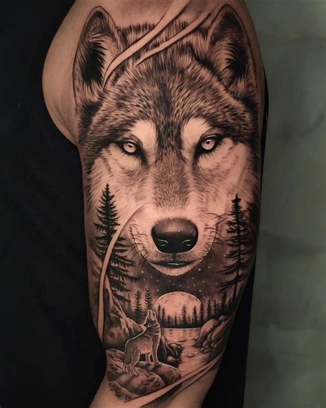 20 tatuajes de lobos pequeños en el brazo tribales