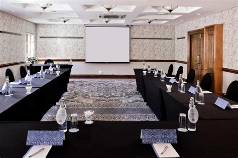 Protea Hotel Johannesburg Balalaika Sandton - Hallpax