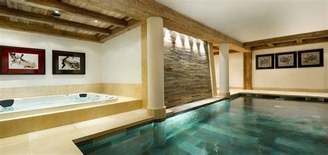 Luxury ski chalets in Courchevel 1850 with a hot tub | Oxford Ski Company