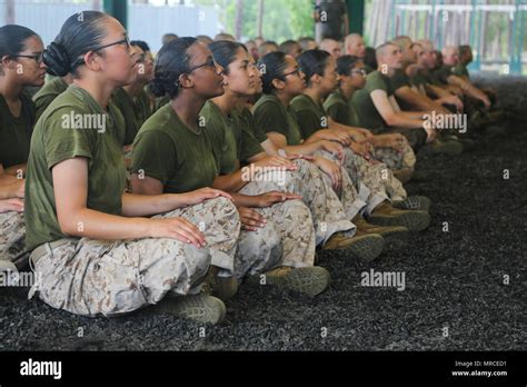 U S Marine Corps Recruits With Papa Company 4th Recruit Training Battalion And Alpha Company