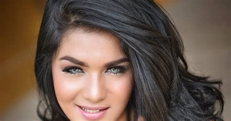 Siva Aprilia Hot Photoshoot Model Indonesia PHOTOSHOOT MODEL INDONESIA MODEL