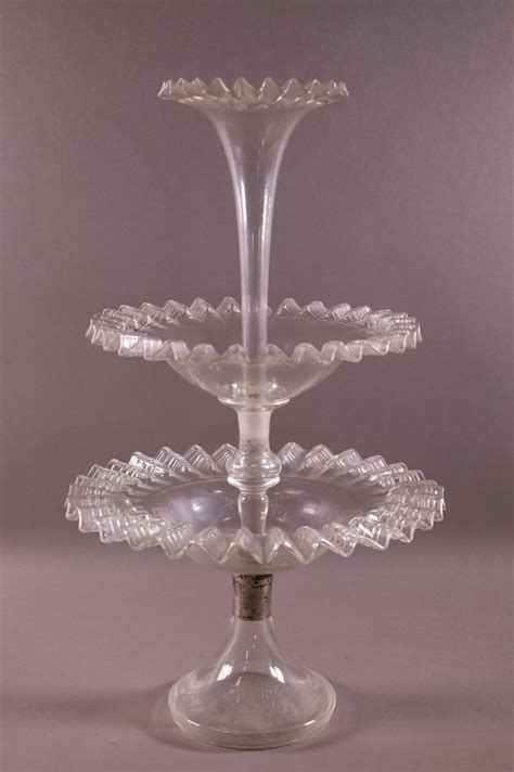 Victorian Glass Epergne Redlands Antique Auction