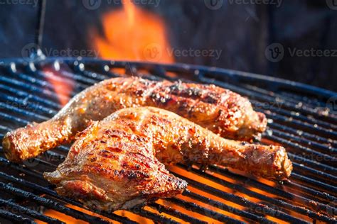 Frango Assado Na Grelha Foto De Stock No Vecteezy