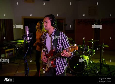 Band Recording Studio Hi Res Stock Photography And Images Alamy