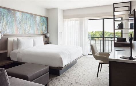 On the Waterfront at Marriott Savannah Riverfront - The Travel 100