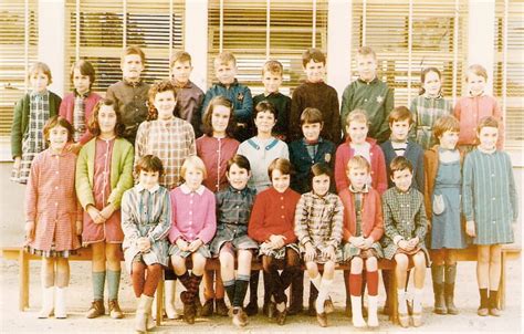 Photo De Classe Elementaire De 1970 Ecole Primaire Copains D Avant