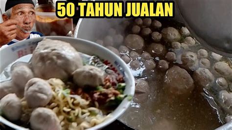 Jualan Bakso Sudah Hampir 50 Tahun Dan Ada Bapak Jualan Balon Kita Ajak