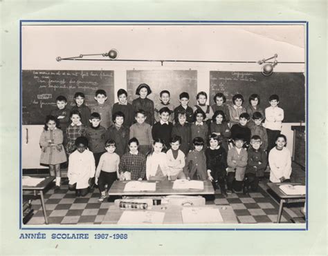 Photo De Classe Ce1 De 1967 Ecole Le Rouet Copains Davant