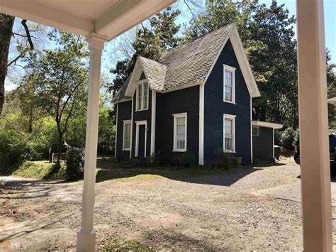 Historic Claremont House, Circa 1882 in Georgia. Has a guest cottage ...