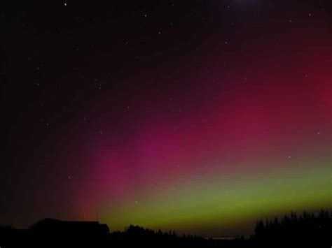 Faszinierende Polarlichter Erhellen Den Sterreichischen Himmel Weltbund