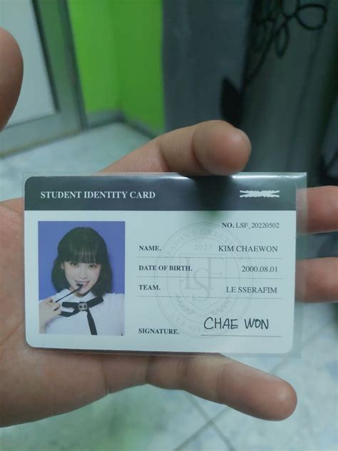 Wts Lesserafim Chaewon Season Greetings Id Card Hobbies Toys