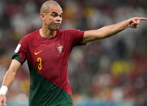 Pepe se retira del fútbol profesional tras más de dos décadas de éxitos