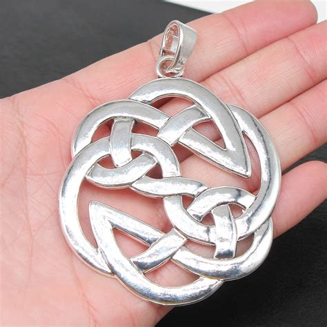 WYSIWYG 1pcs 88x67mm Triquetra Amulett Charme Antike Silber Farbe