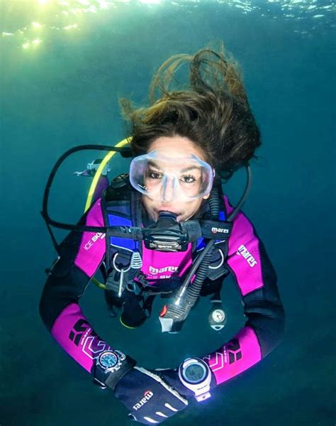 Pin Van J J Op Scuba Diving Women 7 In 2024