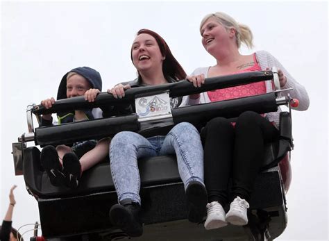 Pictures Hoppings Funfair Officially Opened Chronicle Live