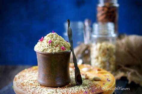 How to make Thandai Masala Powder at home - Spices N Flavors