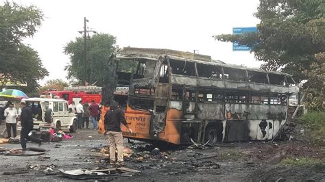 12 Killed 43 Injured After Private Bus Hits Truck Catches Fire At Nashik The Hindu