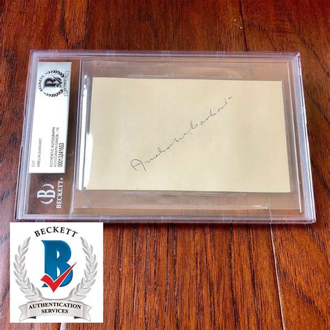 Amelia Earhart Beckett Bas 10 Encapsulated Autograph Full Signature