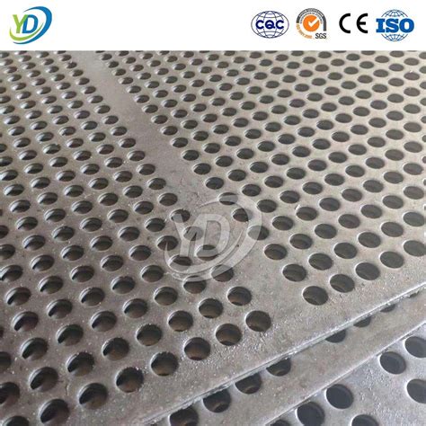 Yeeda Wire Mesh Perforated Metal Fence Irregular Hole Shape Aluminium