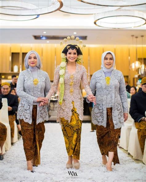 Warna Baju Kebaya Akad Nikah Selain Putih Dipakai Artis