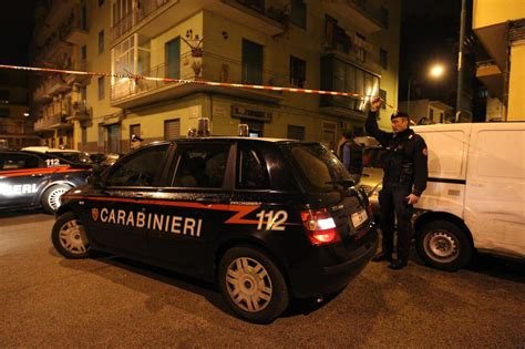 Rapina E Tragedia A Napoli Carabiniere In Borghese Uccide Bandito