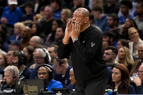 Doc Rivers Trouve Ridicule D Tre Le Coach De L Est Au All Star Game