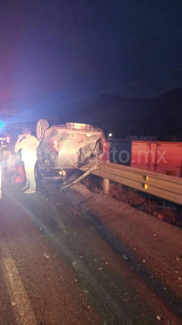 Choque Por Alcance Y Volcadura En Santiago Punto X Punto