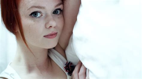 Women In Bed Redhead Face Blue Eyes Freckles Pornstar Eyes Pale