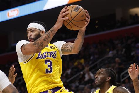 Anthony Davis Made Nba History In Heat Lakers Game Fastbreak On Fannation