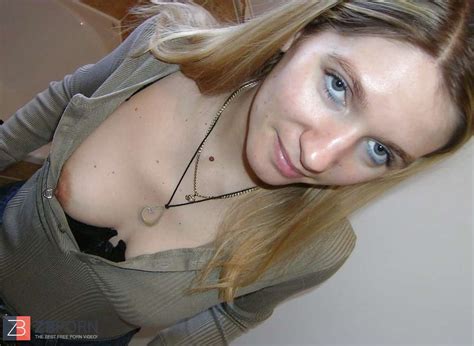 Downblouse Nip Shots ZB Porn