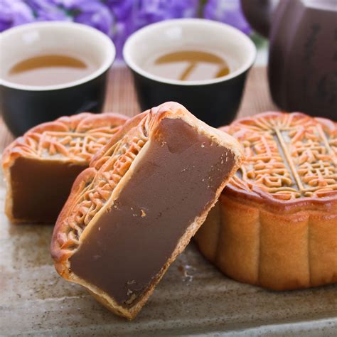 Wing Wah Lotus Seed Paste Mooncake 740g Tak Shing Hong