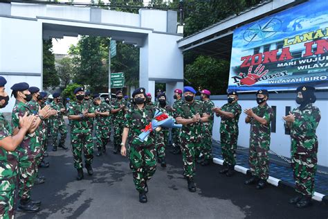 Danlanal Bandung Melaksanakan Apel Khusus Dan Entry Briefing Lanal