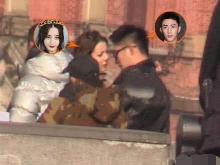 Blogger tiết lộ Cbiz thêm cặp đôi mới cực hot Địch Lệ Nhiệt Ba đang