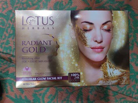 Lotus Herbals Revives Inner Layer Skin Radiant Gold Cellular Glow Facial Kit For Face At Rs 697