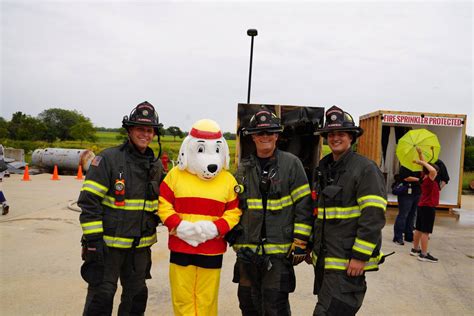 Plainfield Fire District Teaches Fire Safety And Rescue At Open House